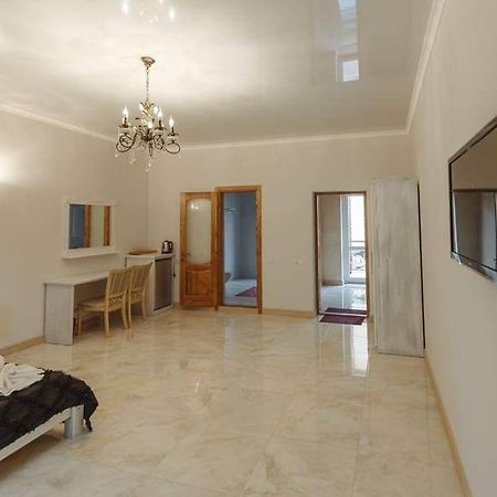 Бутик 2017 Hotel Bilhorod Dnistrovs'kyy Bagian luar foto