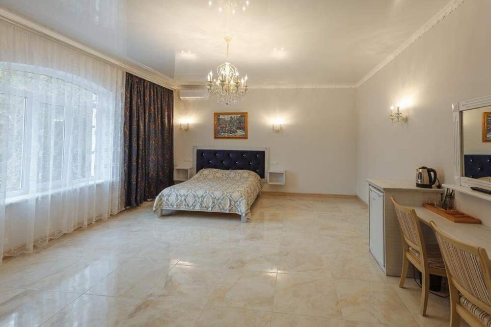 Бутик 2017 Hotel Bilhorod Dnistrovs'kyy Bagian luar foto